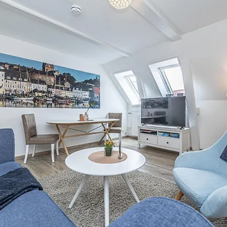 Apartament Fewo1846 - Im Sonnenhof - Komfortable 2-zimmer-wohnung Im Stadtzentrum