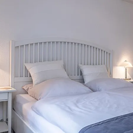 Fewo1846 - Im Sonnenhof - Komfortable 2-zimmer-wohnung Im Stadtzentrum *