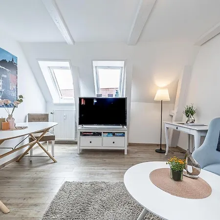 Fewo1846 - Im Sonnenhof - Komfortable 2-zimmer-wohnung Im Stadtzentrum * Flensburg