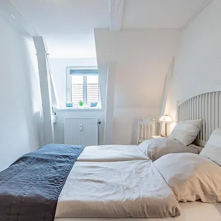 Fewo1846 - Im Sonnenhof - Komfortable 2-zimmer-wohnung Im Stadtzentrum Apartment