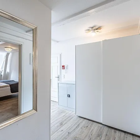 Fewo1846 - Im Sonnenhof - Komfortable 2-zimmer-wohnung Im Stadtzentrum *