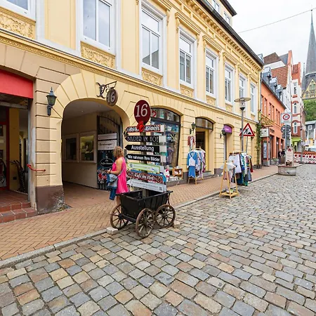 Apartmán Fewo1846 - Im Sonnenhof - Komfortable 2-zimmer-wohnung Im Stadtzentrum *